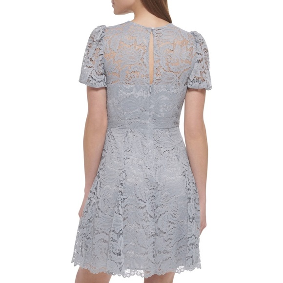 NWT Vince Camuto Lace Short Puff Sleeve Fit-And-Flare Dress in Gray - Picture 4 of 4